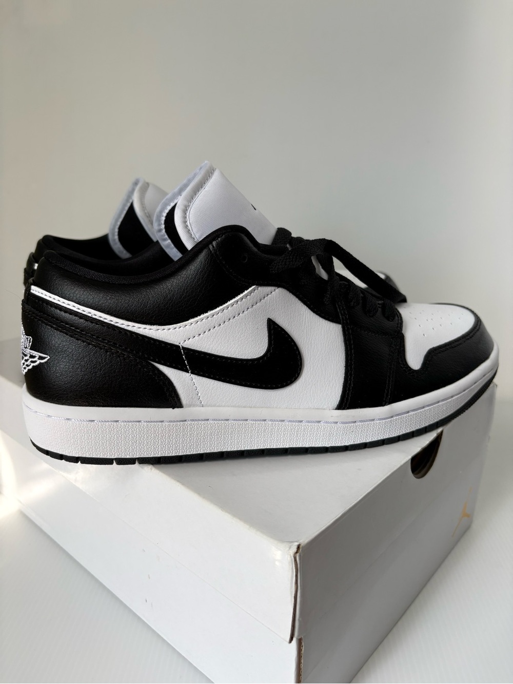 Nike Air Jordan 1 Low Black and White Panda size 11 women’s New